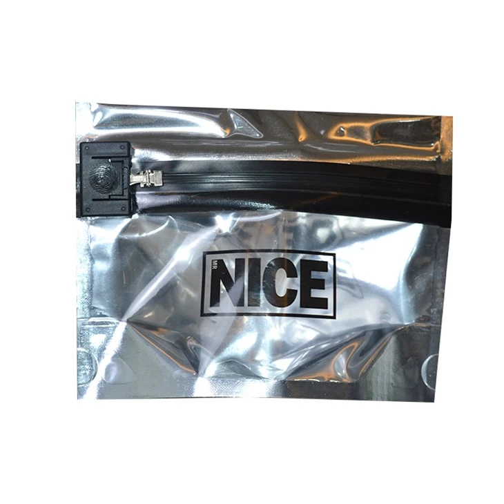 Odorless Plastic Child Proof Zipper Bags For Packaging Weeds Marijuana